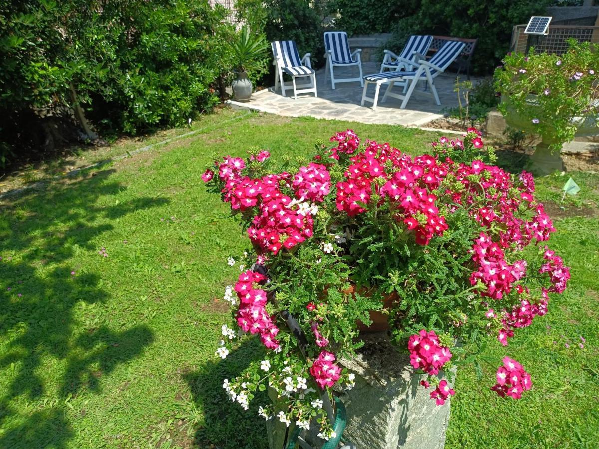 Il Giardino A Boccadasse Генуя Экстерьер фото